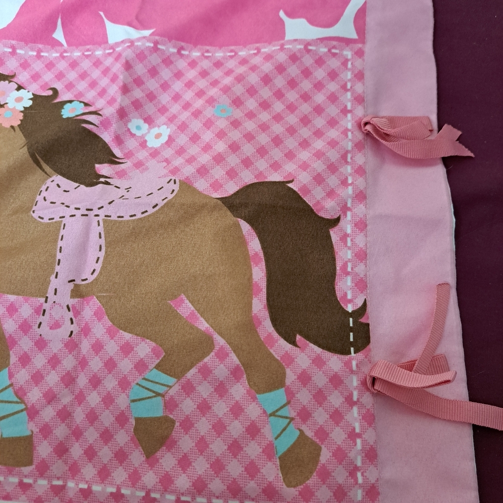 Riding Horse Standard size pillow sham. - Picture 4 of 5